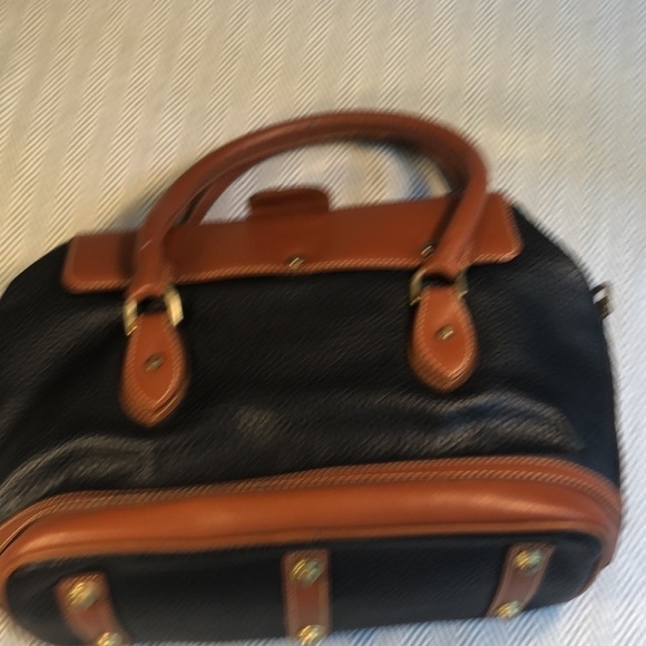 VINTAGE DOONEY BROKEN CLASP 14" X 9" X 5" ALL WEATHER LEATHER handbag. … - Picture 5 of 12
